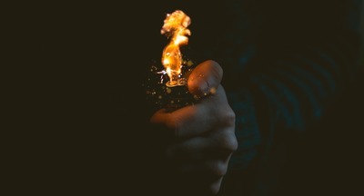 Депутаты и следователи против продажи газовых зажигалок детям