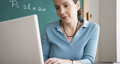 «Лучший способ стать востребованным в интернет-пространстве для учителя – ведение уроков в прямом эфире в соцсетях»