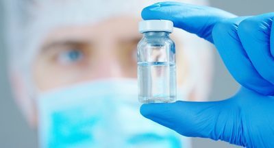 Детей защитят от гриппа новой вакциной