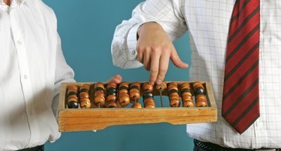 Преподаватели вузов из Татарстана требуют повысить им зарплаты