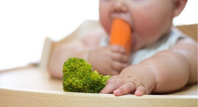 В Швеции родителей, которые не кормили дочь мясом, посадили в тюрьму