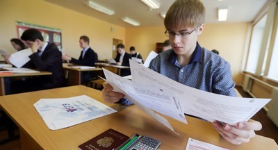 Минимальный порог преодолён: Работы астраханских учеников проверили