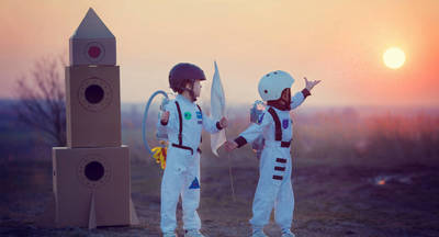 Учителя, актеры, космонавты: сколько россиян стали теми, кем мечтали в детстве