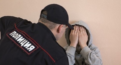 В Петербурге полицейские избили подростка