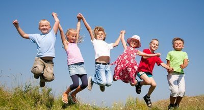 Анна Кузнецова: Лучшие региональные программы отдыха детей распространят на всю страну