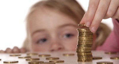 Государство повысит детские пособия семьям с низким доходом