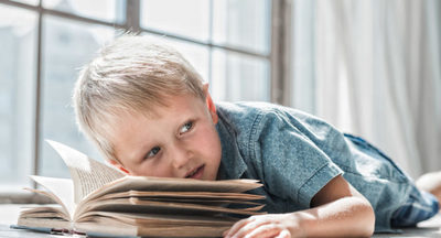 Ученые: родившиеся раньше срока и в летние месяцы дети чаще отстают в школе