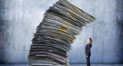 ЕР подготовит предложения по уменьшению «бумажной» нагрузки на учителей