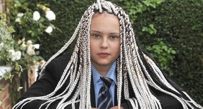 Временные татуировки, изумрудные волосы, пирсинг и косички: что еще бесит учителей и как на это смотрят родители