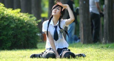 В Китае девочек не пускали в школу, пока они не смоют всю косметику