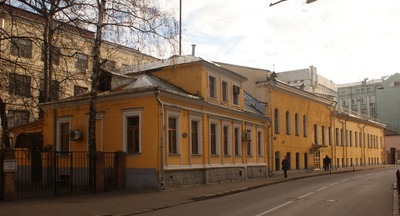 У десятков институтов отбирают земли и имущество