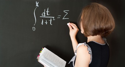 Большинство учителей считают, что образовательные программы нужно улучшить