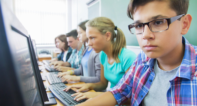 Показавшие достижения в математике и IT школьники смогут претендовать на правительственные гранты
