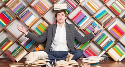 Все, кто говорит на «ужасном» русском – выпускники школ и вузов. Почему предложение учить их дольше – не поможет?