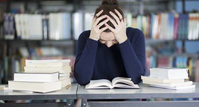 Депутаты от КПРФ внесли в Госдуму проект об экспертизе вузовских учебников