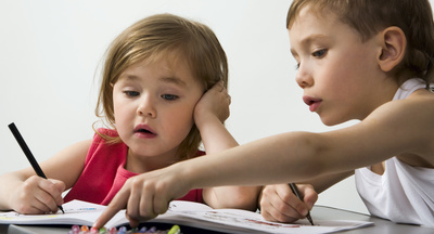 Совет Федерации одобрил законопроект о преимуществе при зачислении детей в детсад или школу