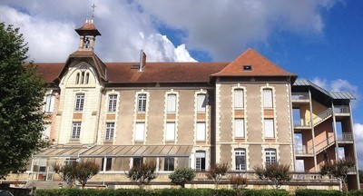 Почему мусульмане учатся в католических школах Франции 