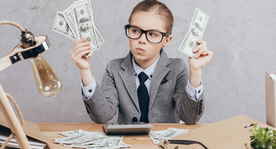 В Госдуме предложили ввести в школах факультативные занятия по ведению семейного бюджета