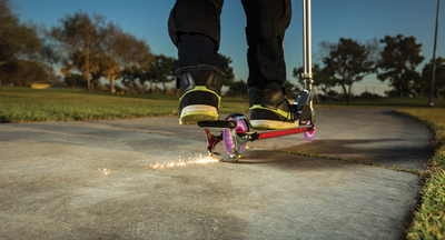 Московская школьница самокатом обезвредила полицейского-педофила