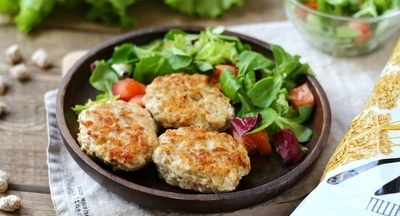 В одной из школ Екатеринбурга школьники улучшили рецепты блюд столовой