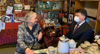 Юрий Зинченко навестил профессора МГУ Зою Алексеевну Решетову, но от чая вежливо отказался