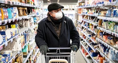 Леонид Рошаль посоветовал ходить в магазин в перчатках