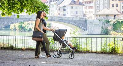 Власти Италии разрешили гулять младенцам и запретили – подросткам