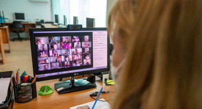 «Еще месяц такой работы, и от меня уйдут муж, дети и кошка»: крик души учителя на удалёнке