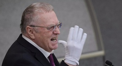 Владимир Жириновский предложил сократить ЕГЭ до одного экзамена