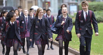 Школьникам Австралии завысят оценки на экзаменах после карантина