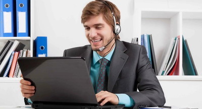 В Москве появились студенты-волонтеры, помогающие преподавателям и ученикам освоить дистанционное обучение