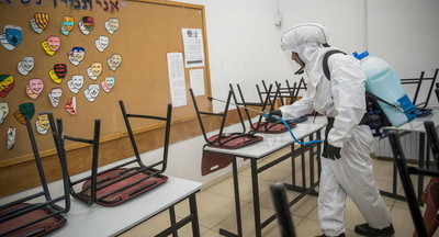 «Не дадим заражать детей»: школы отказываются проводить занятия