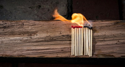 В Новосибирской области подросток не захотел идти в школу и сжег ее