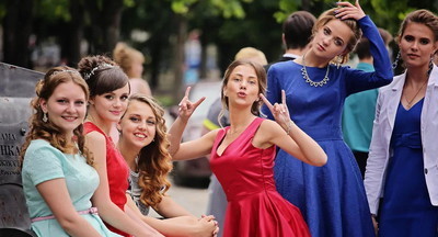 12 регионов решили провести выпускные у школьников очно