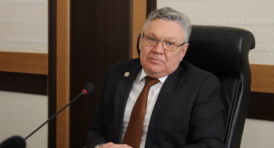 Министр образования заявил, что просматривать видеозаписи с экзаменов наблюдатели будут до марта следующего года