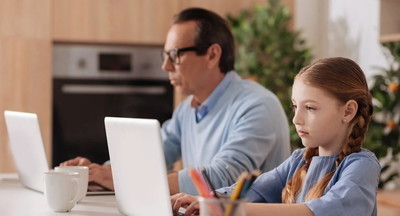 Дистанционное образование заставило родителей учиться вместе с детьми