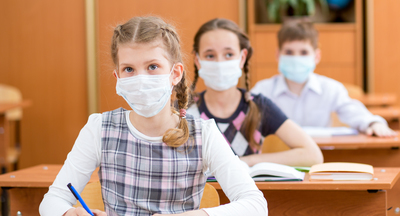 Минпросвещения перед учебным годом расскажет о мерах защиты от COVID-19