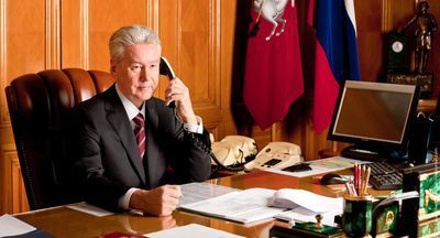 Собянин допустил возвращение к дистанционному обучению в школах Москвы