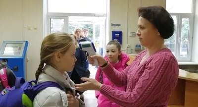 Роспотребнадзор допустил смягчение требований к школам из-за коронавируса