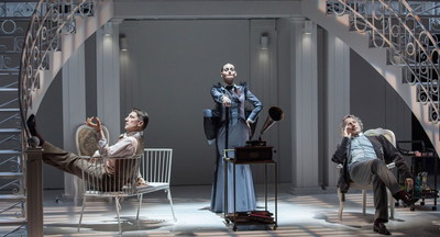 Выпускники театральной школы Табакова в Москве получат дипломы о высшем образовании