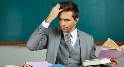 Министерство просвещения учтёт особенности рабочего дня педагогов при обновлении норм оплаты труда