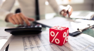 В 2021 году зарплата в России вырастет на 3,5–4%