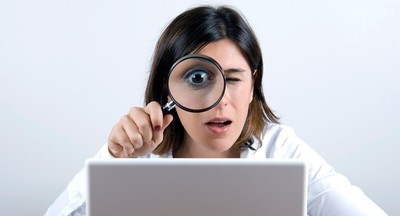 Петербургских учителей не будут заставлять следить за соцсетями школьников