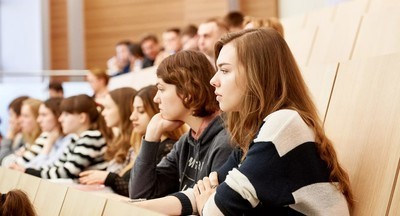 В Минобрнауки опасаются массовых вспышек коронавируса в вузах