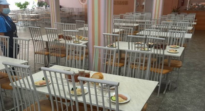 «Эта одинаковая бесплатная еда всех достала!» 