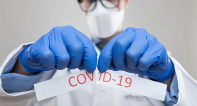 Роспотребнадзор: Месяц работы школ показал, что риска заражения детей COVID нет