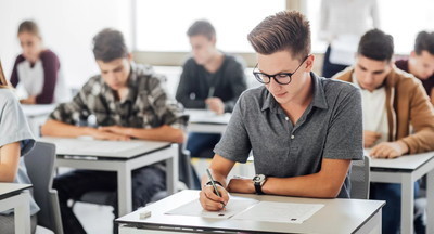 Рособрнадзор создаст регламент проведения контрольных работ в школах