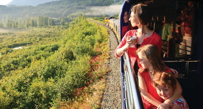 Семьи с детьми смогут путешествовать по России на поезде по льготным тарифам