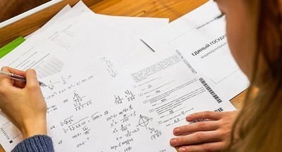 Сергея Кравцова попросили рассмотреть возможность выплат на подготовку к ЕГЭ