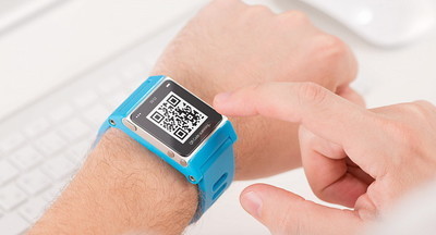 В Москве начнут раздавать браслеты с QR-кодом для людей с нарушением памяти и для маленьких детей, которые могут потеряться